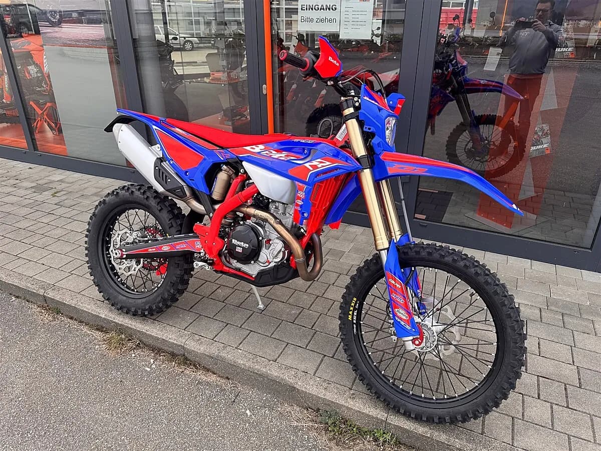 Beta RR – € 9.999, 0 km – Bild 1 von 9