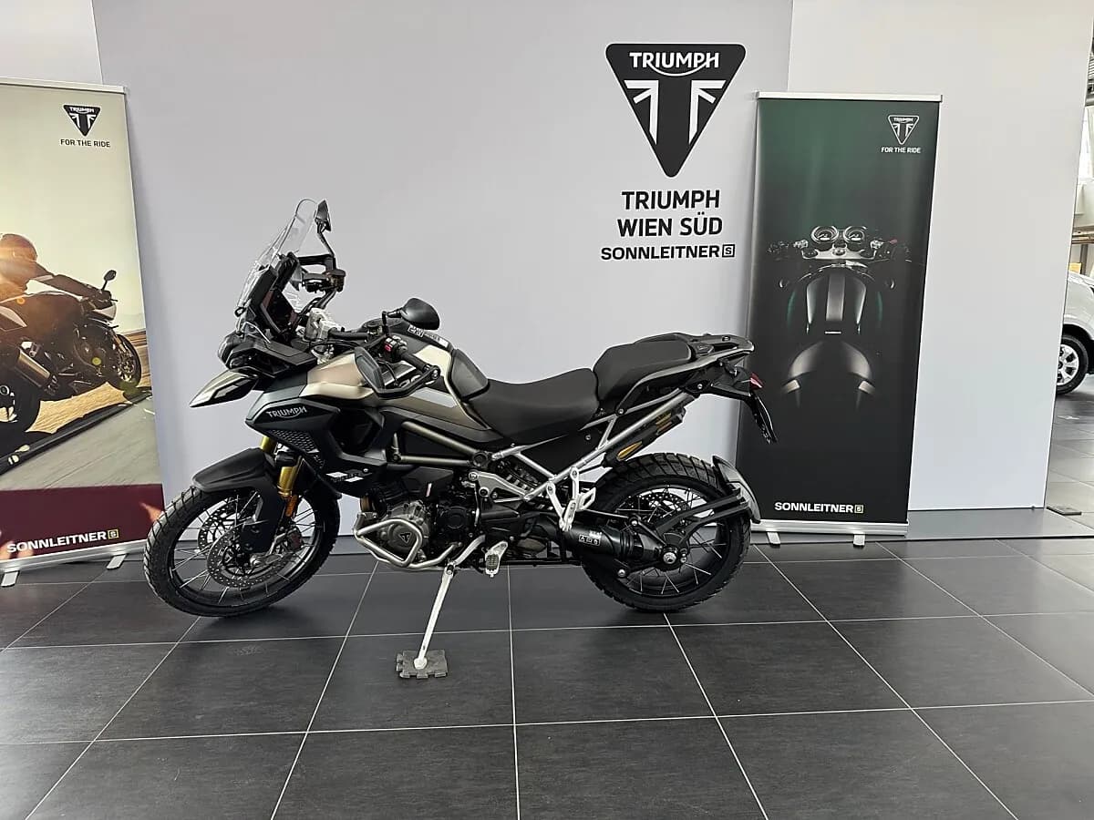 Triumph Tiger – € 23.145, 1 km – Bild 1 von 10