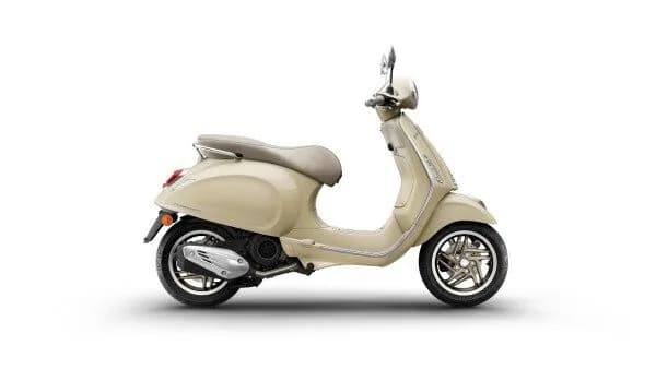 Vespa Primavera – € 6.099, 0 km – Bild 1 von 1