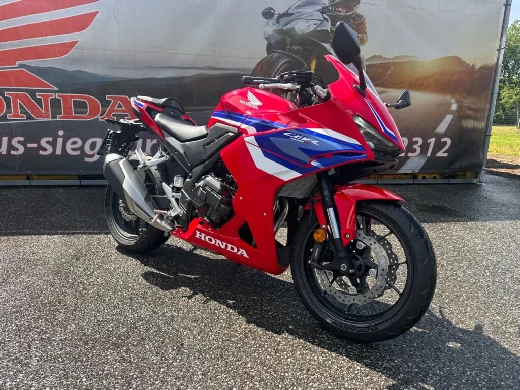 Honda CBR – € 7.790, 1 km – Bild 1 von 6