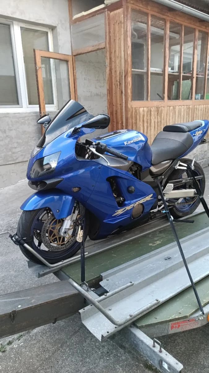 Kawasaki ZX