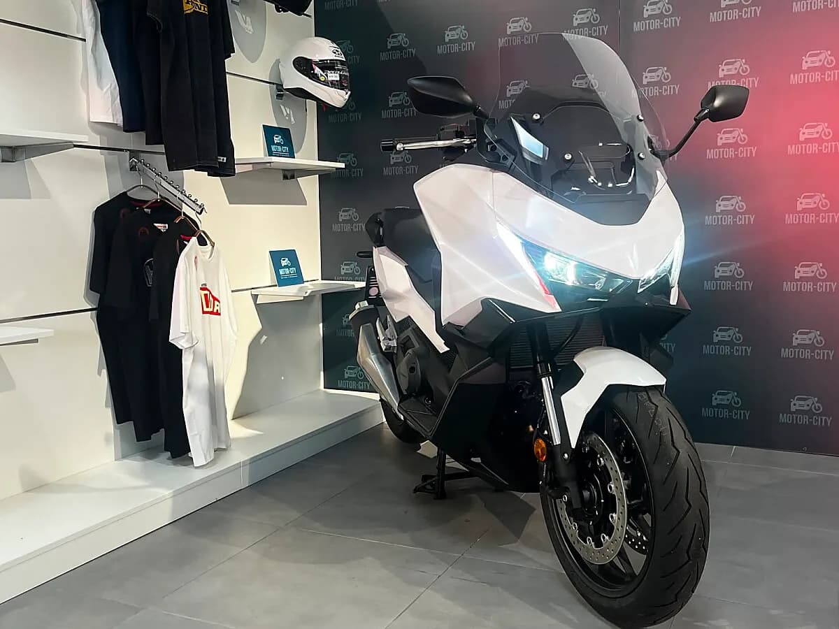 Honda Forza – € 13.390, 1 km – Bild 1 von 8