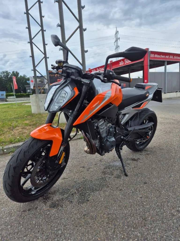 KTM 790 Duke