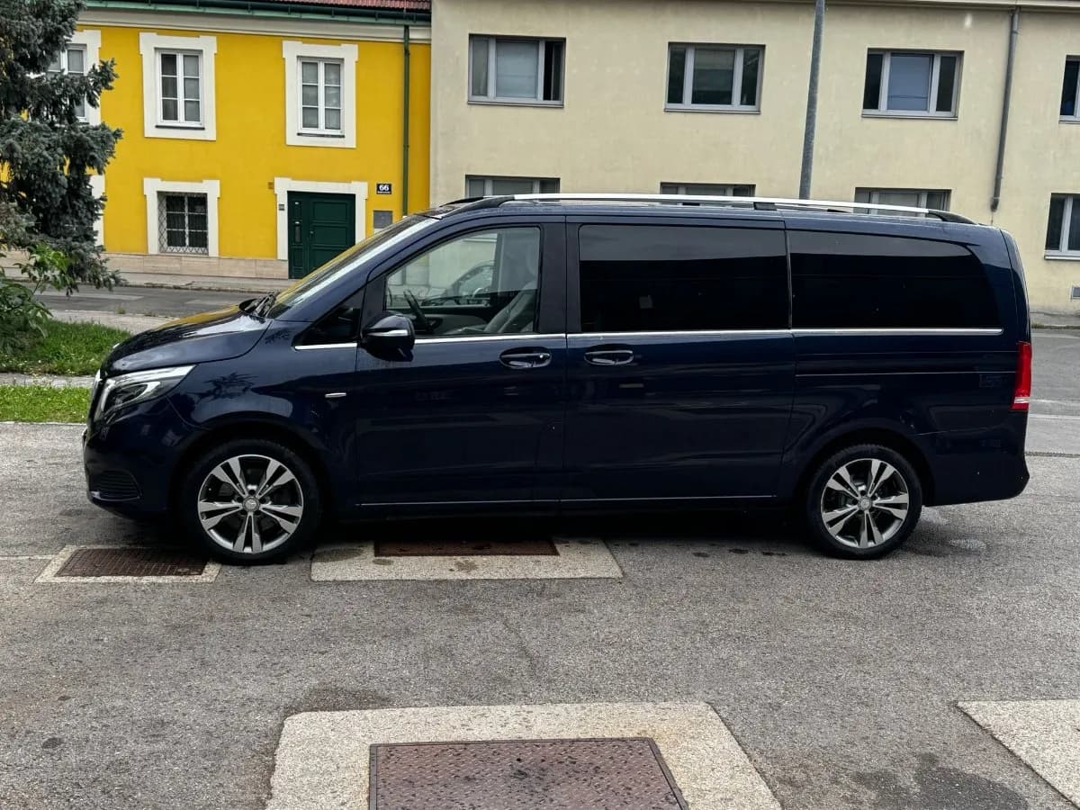 Mercedes-Benz V-Klasse 2015 – € 36.000, 118 000 km – Bild 1 von 11
