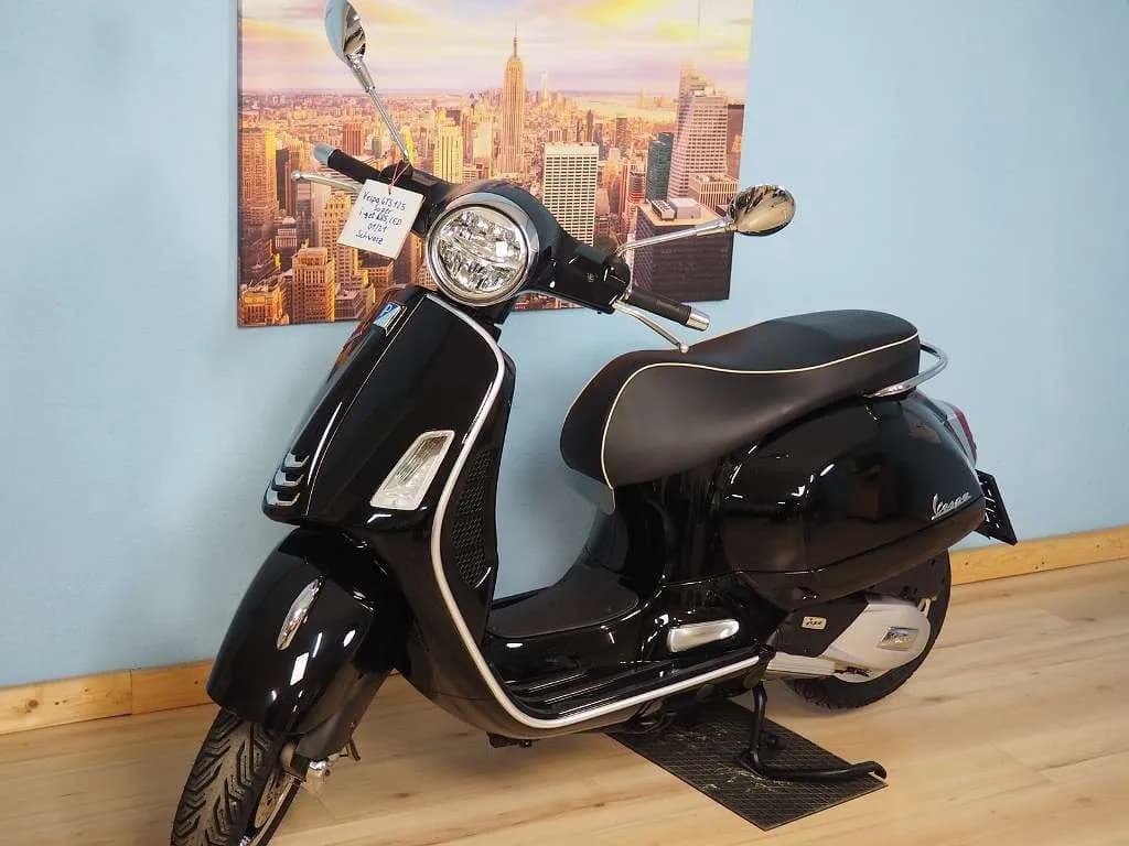 Vespa GTS