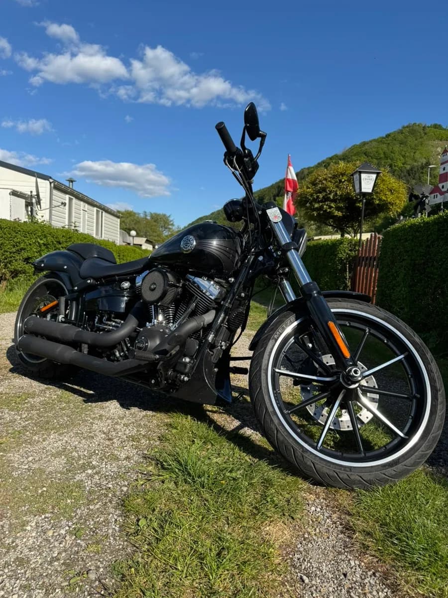 Harley-Davidson Softail 2014 – € 19.490, 7 000 km – Bild 1 von 9