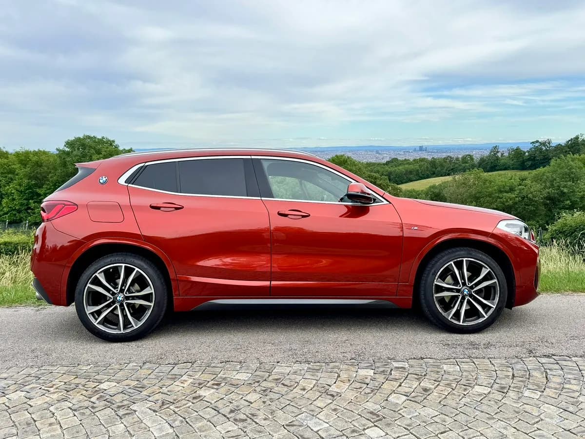 BMW X2 2018 – € 19.990, 115 000 km – Bild 1 von 6