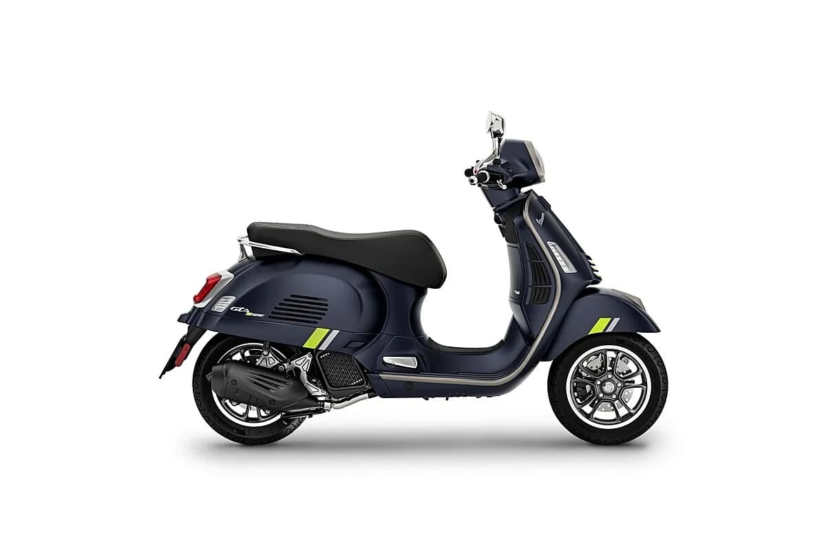 Vespa GTS – € 6.549, 0 km – Bild 1 von 4