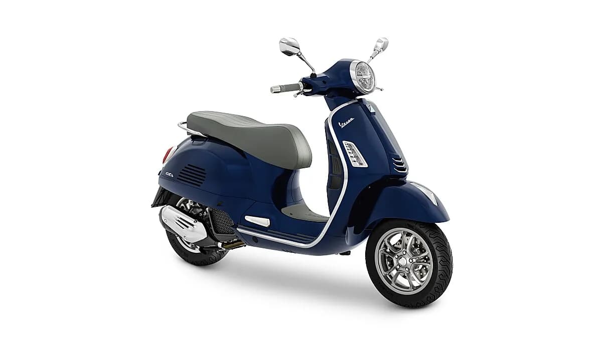 Vespa GTS – € 6.090, 0 km – Bild 1 von 9