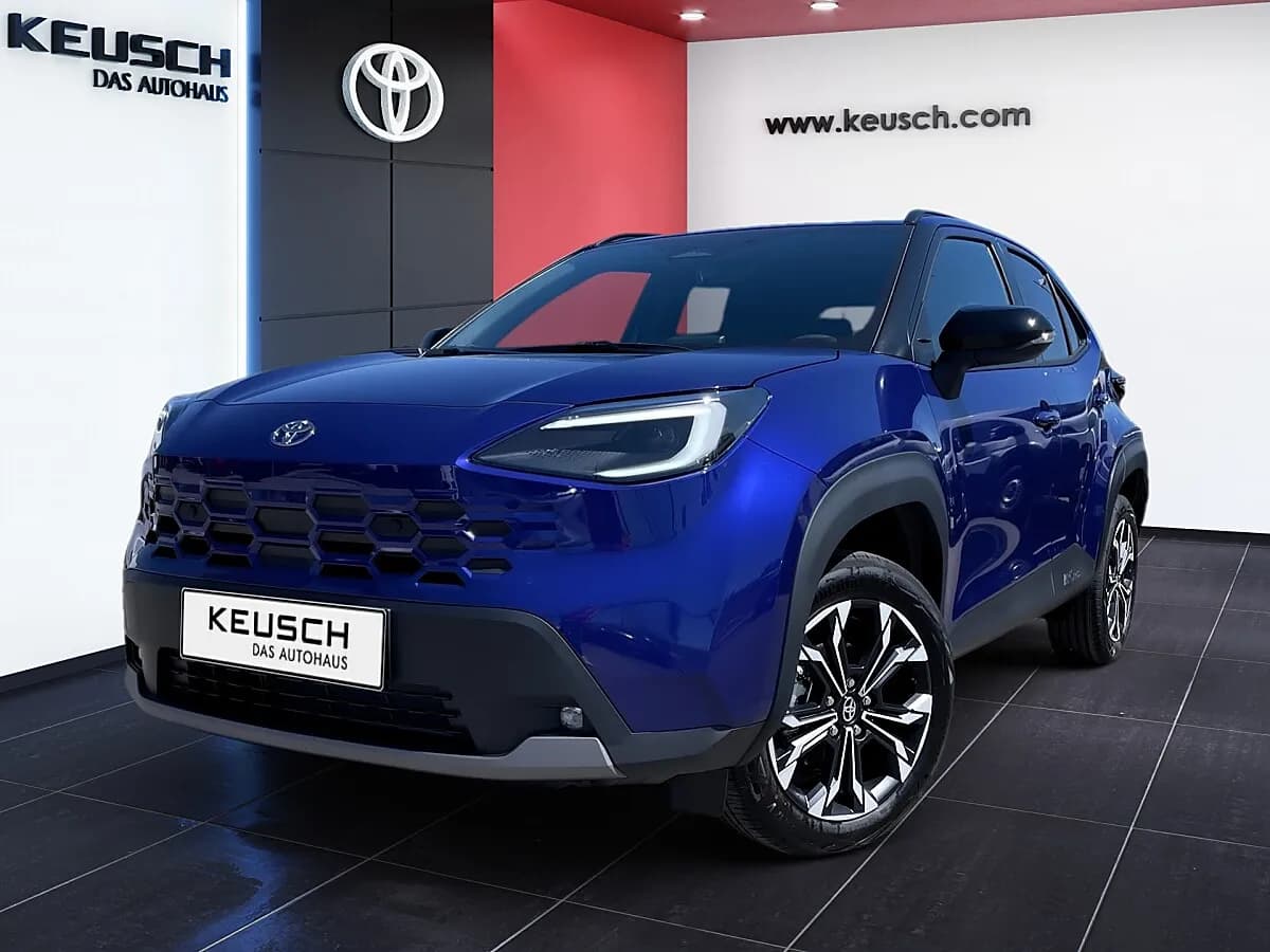 Toyota Yaris Cross – € 31.015, 0 km – Bild 1 von 18