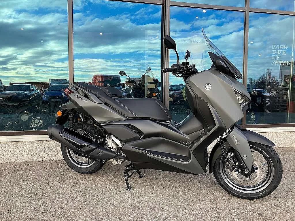 Yamaha X-Max