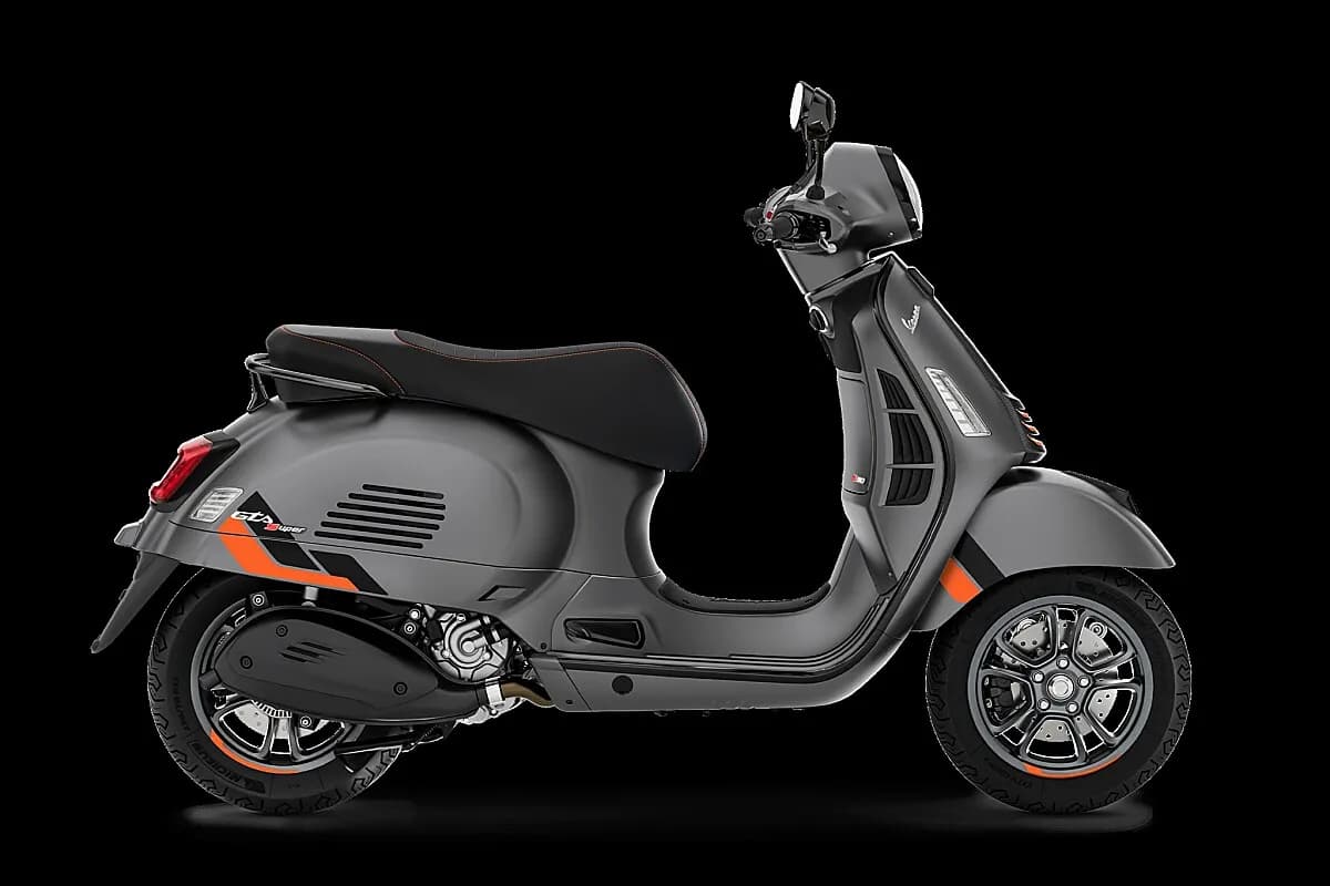 Vespa GTS – € 7.540, 0 km – Bild 1 von 6
