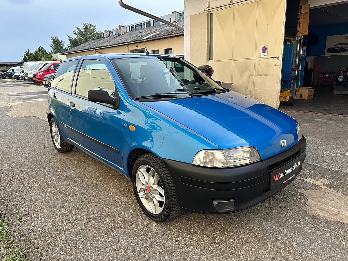 Fiat Punto 1999 – € 2.490, 98 000 km – Bild 1 von 15