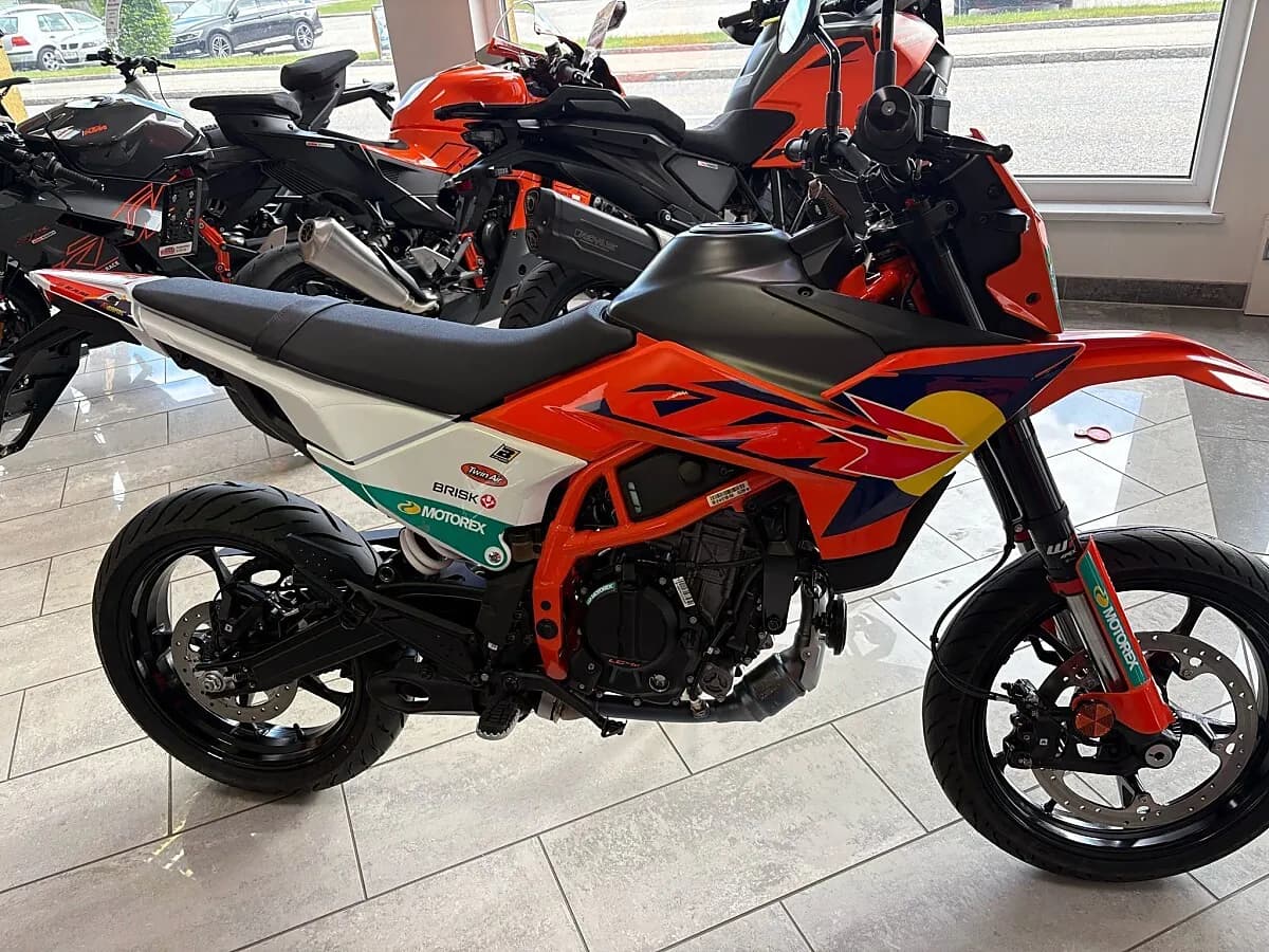 KTM 125 – € 4.699, 1 km – Bild 1 von 2