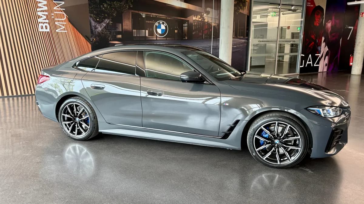 BMW i4
