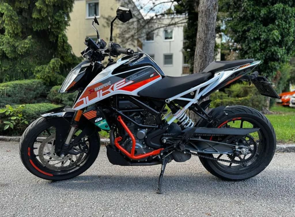 KTM 390