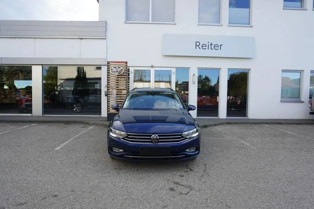VW Passat 2023 – € 16.490, 140 000 km – Bild 1 von 15