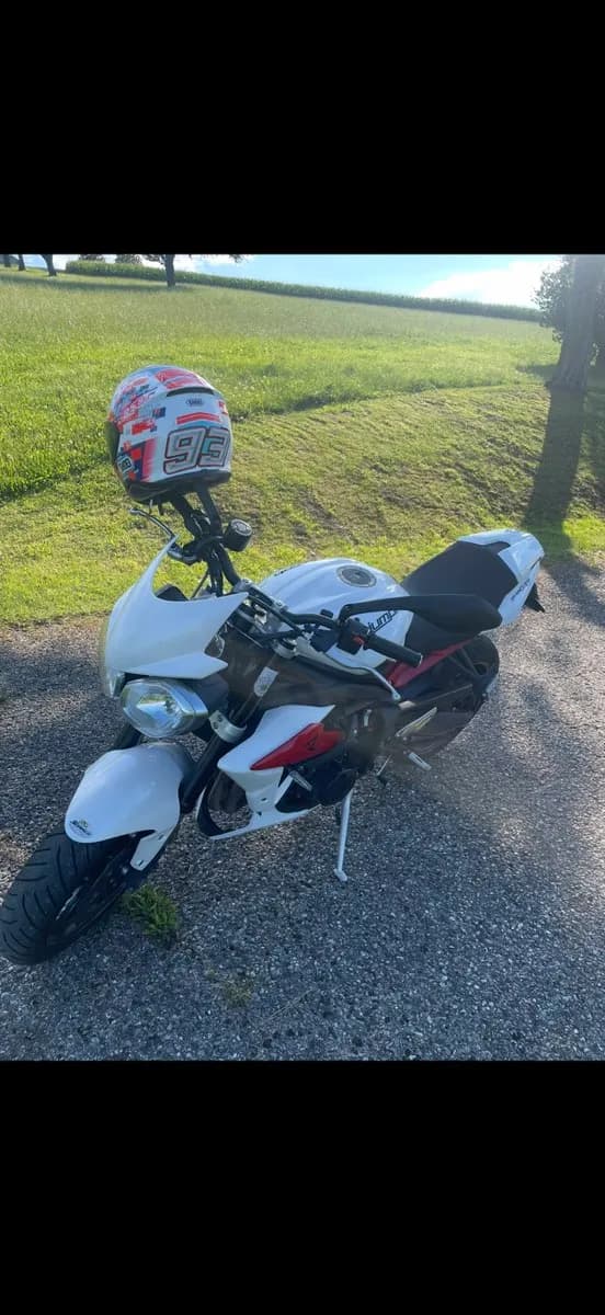 Triumph Street Triple