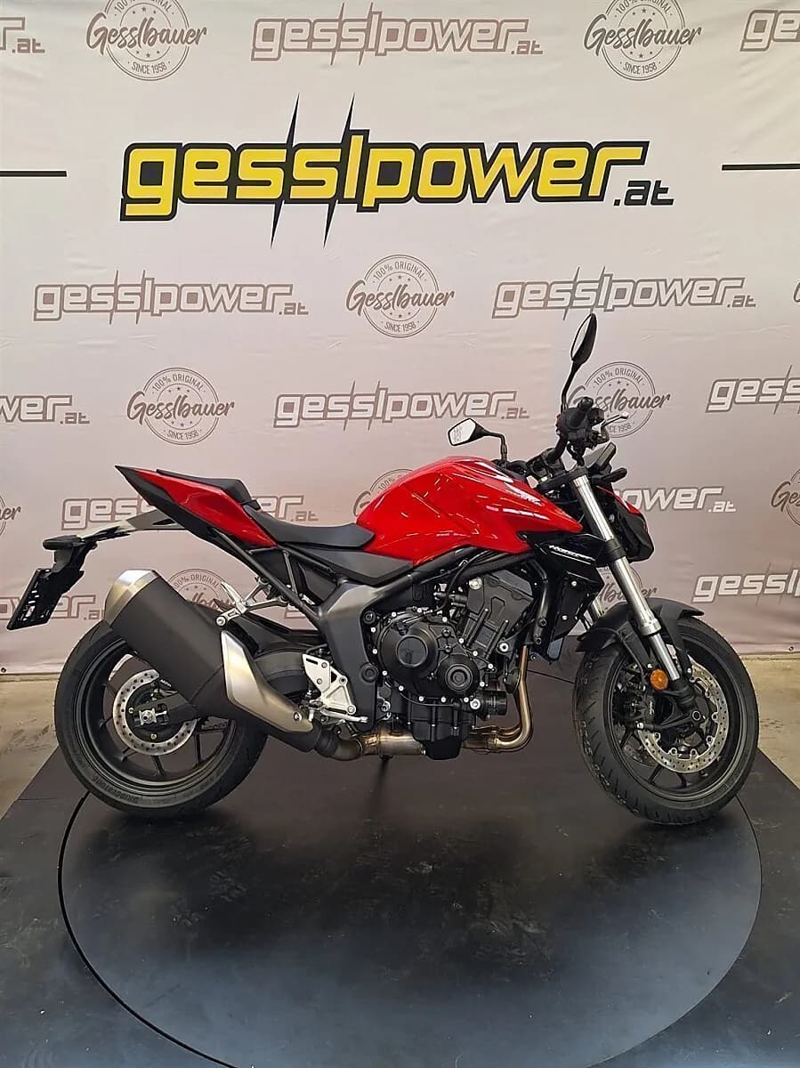 Honda CB – € 12.390, 0 km – Bild 1 von 4