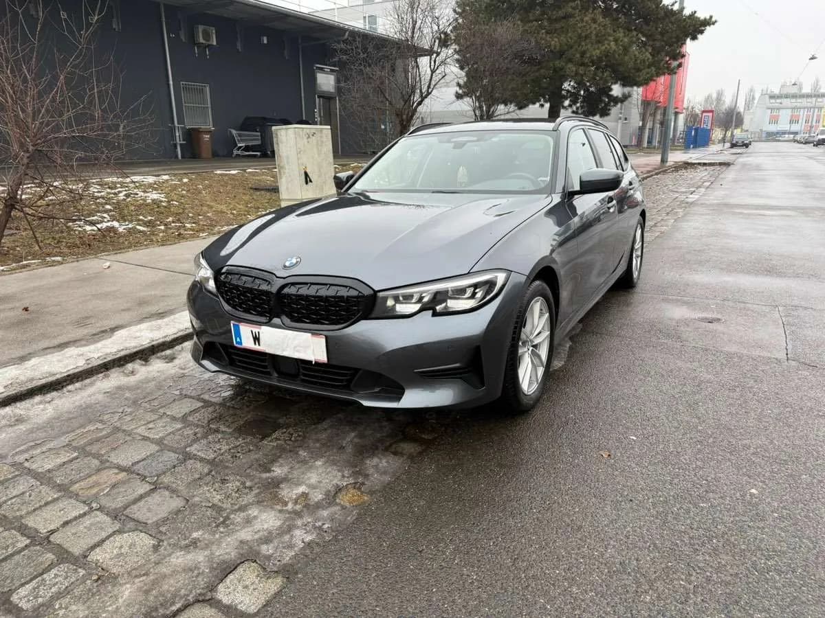 BMW 3er-Reihe 2019 – € 23.500, 170 000 km – Bild 1 von 13