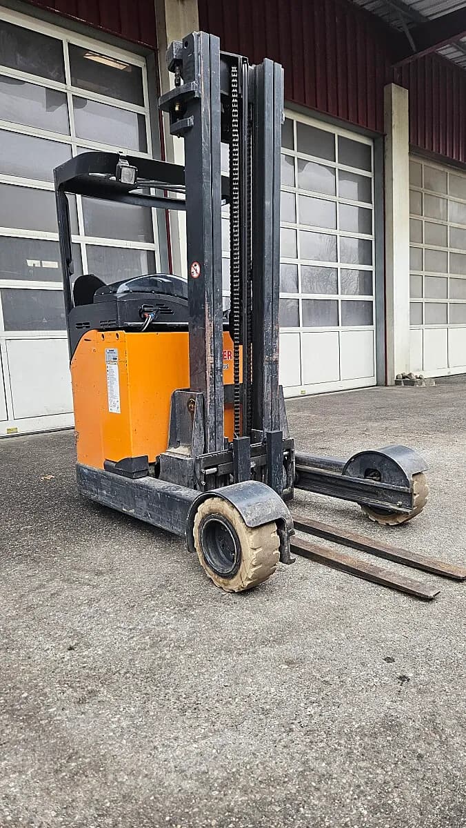 Still Sonstige 2012 – € 3.480, 25 955 km – Bild 1 von 8