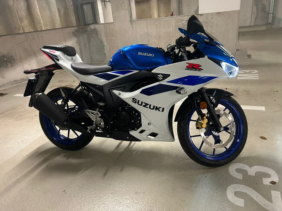 Suzuki GSX-R 2025 – € 4.550, 1 000 km – Bild 1 von 12