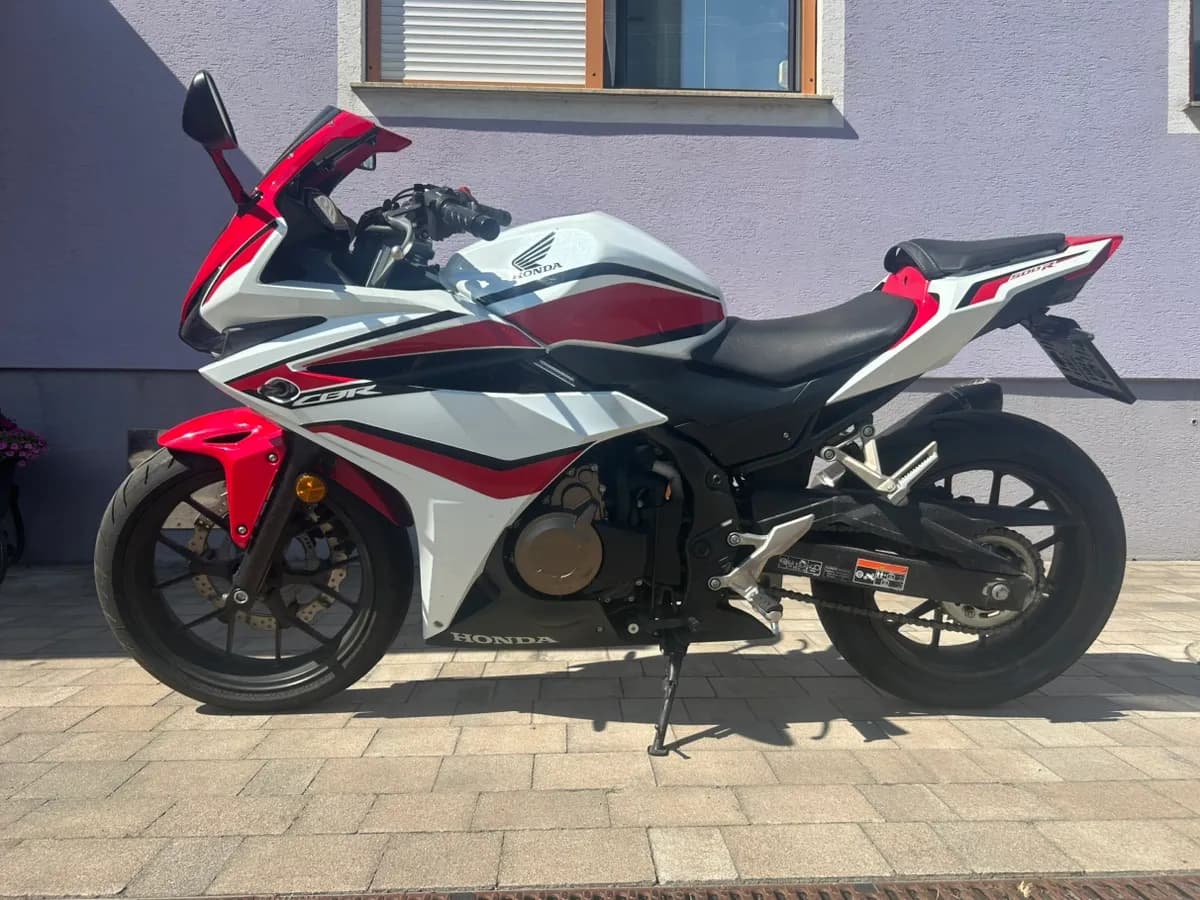 Honda CBR