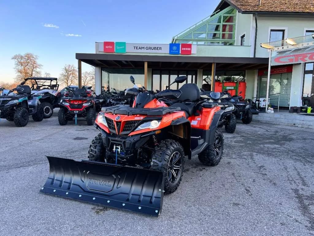 CFMOTO CForce – € 12.199, 0 km – Bild 1 von 7