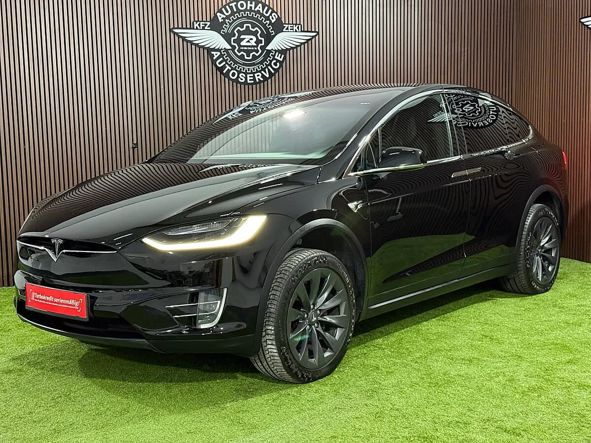 Tesla Model X 2017 – € 24.990, 168 000 km – Bild 1 von 50