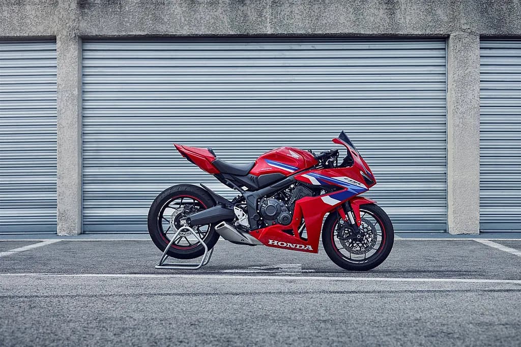 Honda CBR – € 10.990, 0 km – Bild 1 von 10