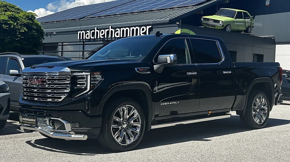 GMC Sierra