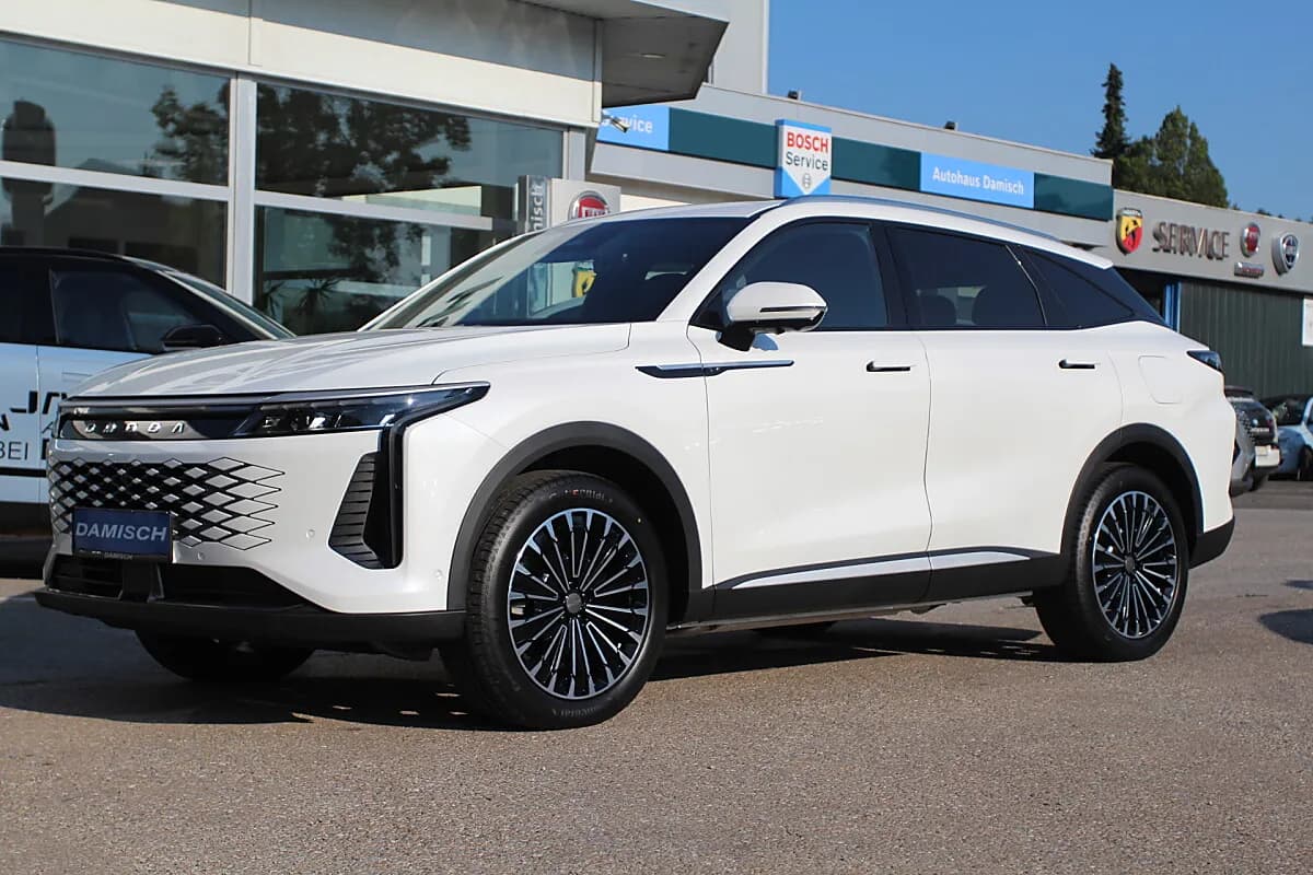 Omoda Omoda 9 – € 48.990, 0 km – Bild 1 von 27