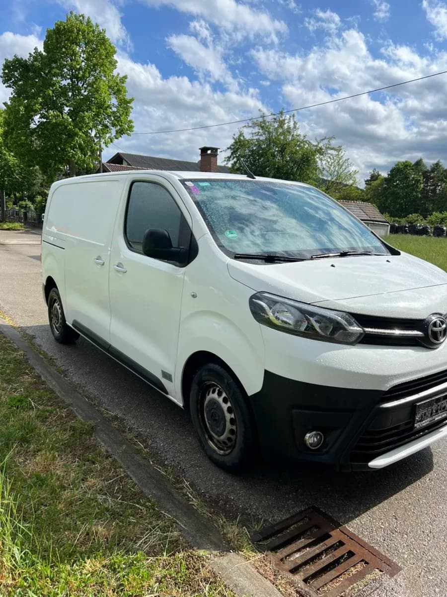 Toyota Proace