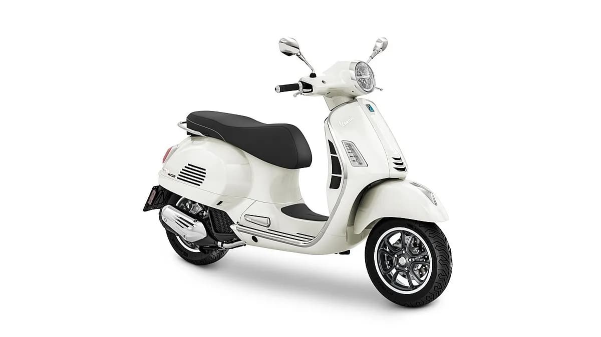 Vespa GTS – € 6.290, 0 km – Bild 1 von 6