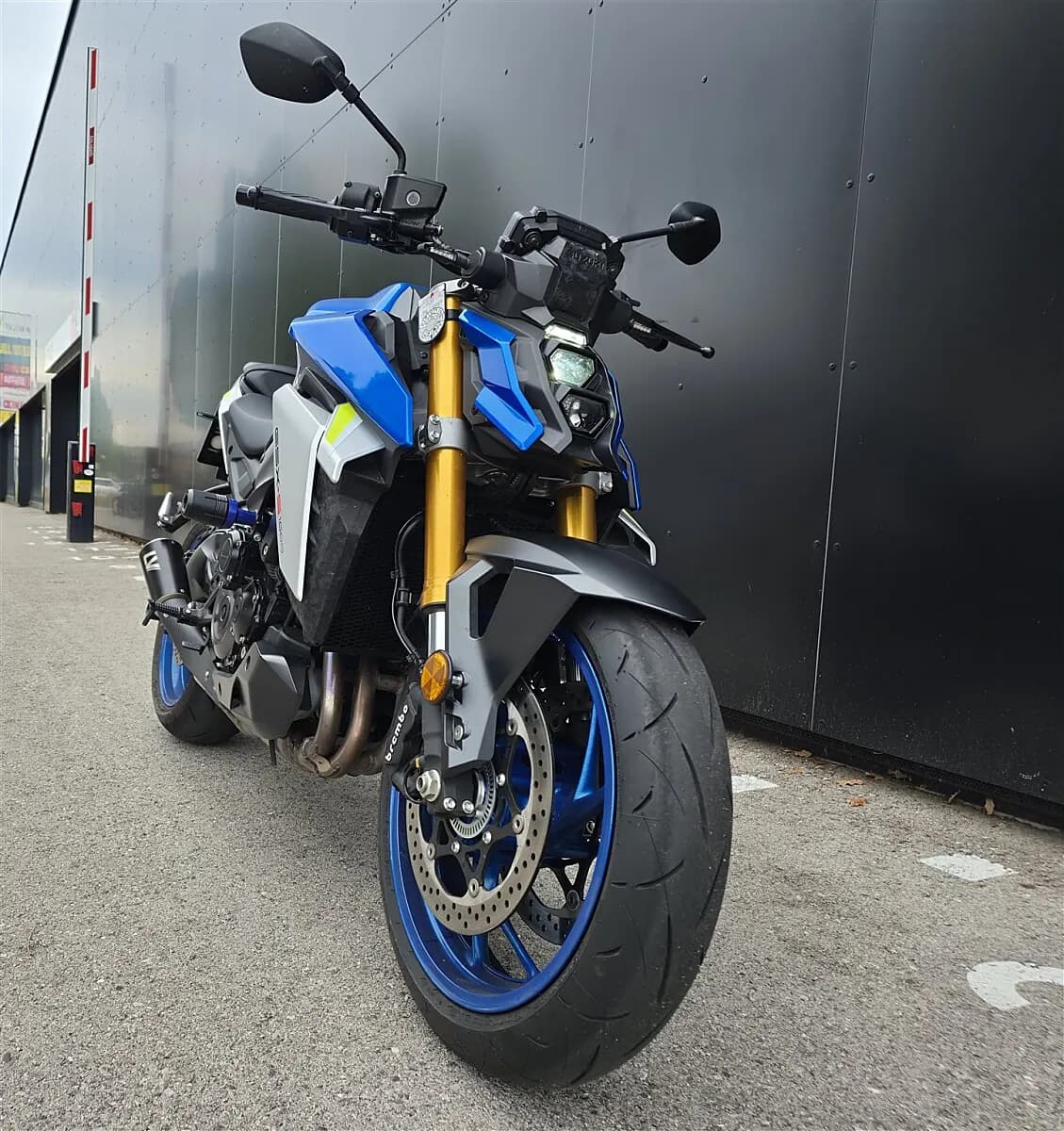 Suzuki GSX