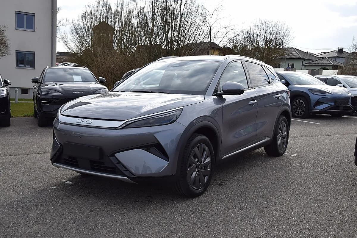 BYD Atto 3 – € 44.730, 0 km – Bild 1 von 28