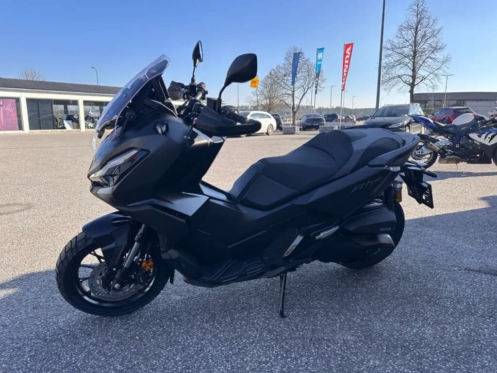 Honda ADV350