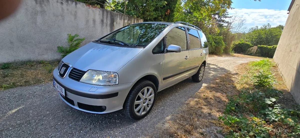 Seat Alhambra 2009 – € 5.990, 145 000 km – Bild 1 von 14