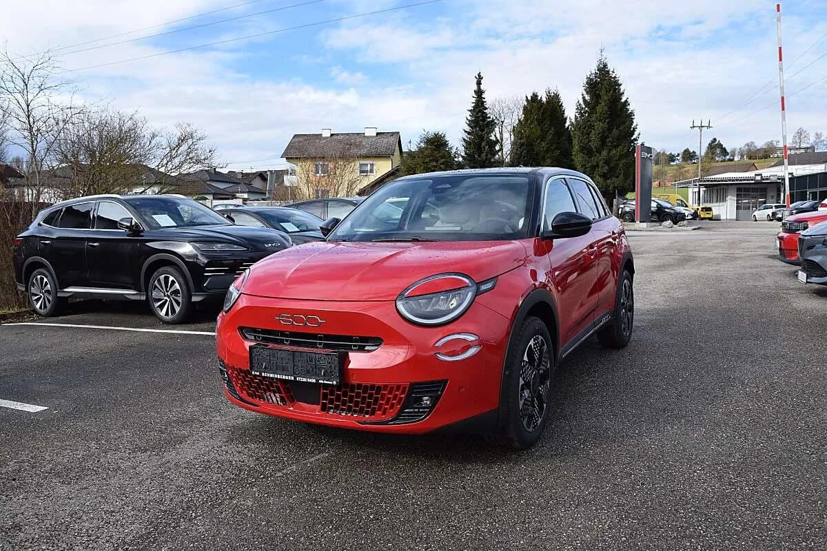 Fiat 600 – € 28.573, 0 km – Bild 1 von 16