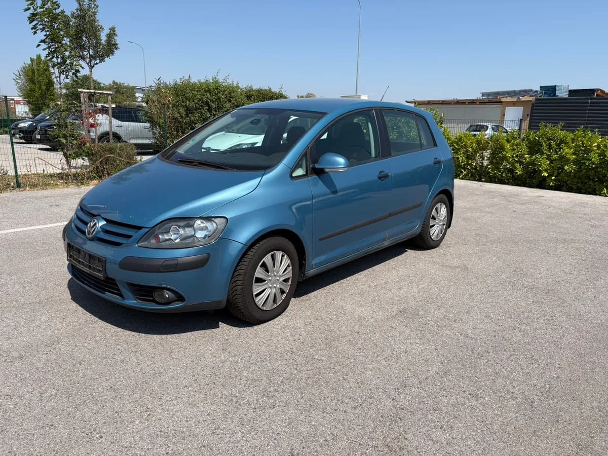 VW Golf