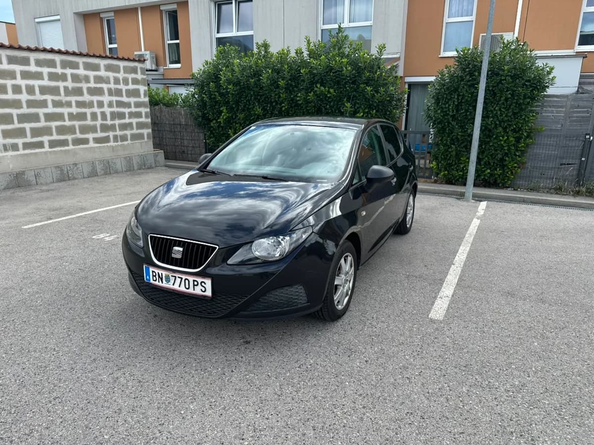Seat Ibiza 2010 – € 2.000, 146 000 km – Bild 1 von 19