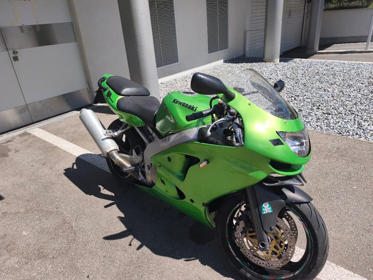 Kawasaki ZX