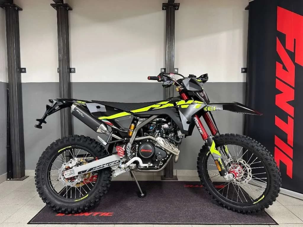 Fantic 125 – € 5.535, 0 km – Bild 1 von 16