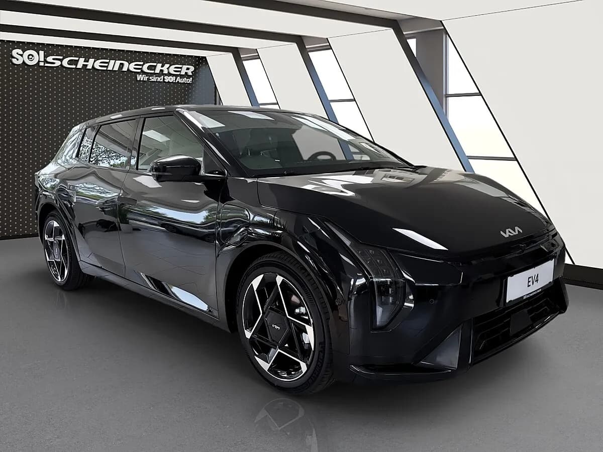 KIA EV4 – € 41.990, 7 km – Bild 1 von 26