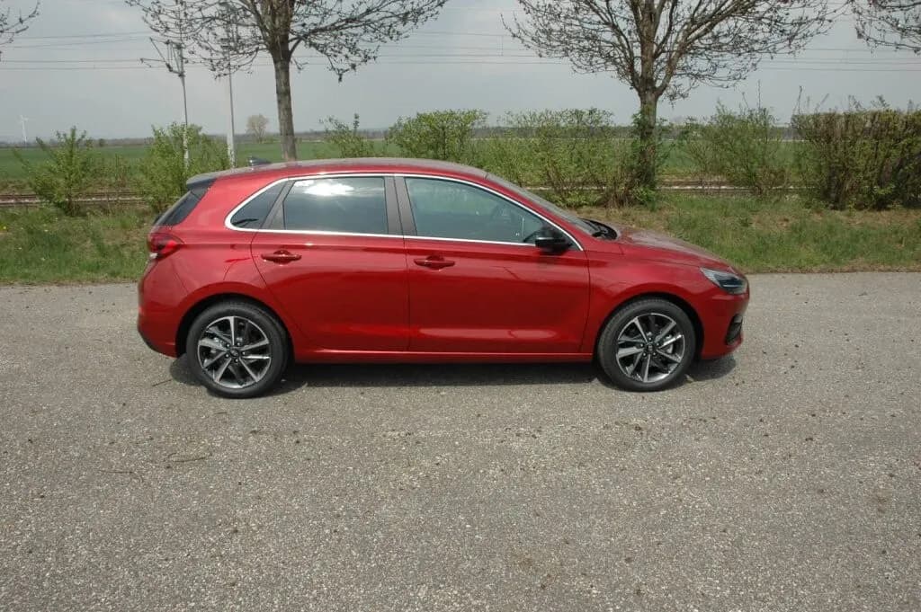 Hyundai i30 2026 – € 28.130, 6 km – Bild 1 von 15