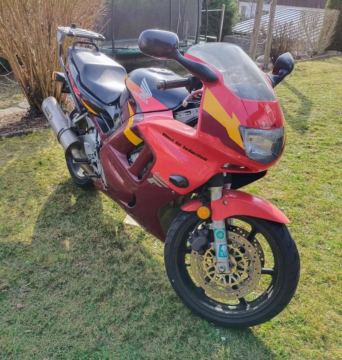 Honda CBR