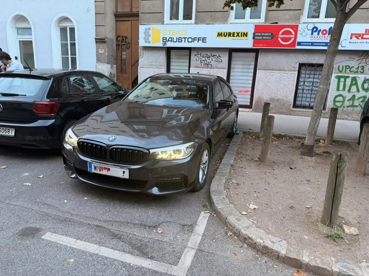 BMW 5er-Reihe 2020 – € 27.000, 100 000 km – Bild 1 von 4