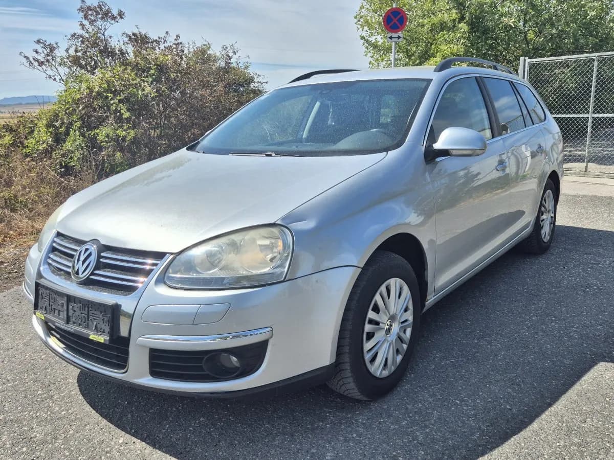 VW Golf