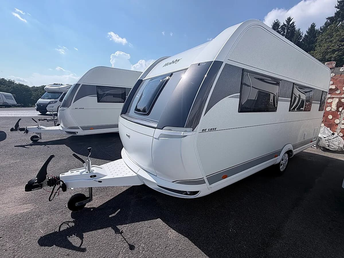 Hobby DeLuxe 460SL – € 28.490, 0 km – Bild 1 von 15