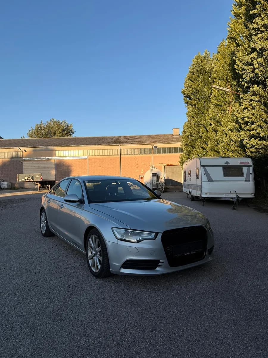 Audi A6 2012 – € 6.500, 258 000 km – Bild 1 von 5